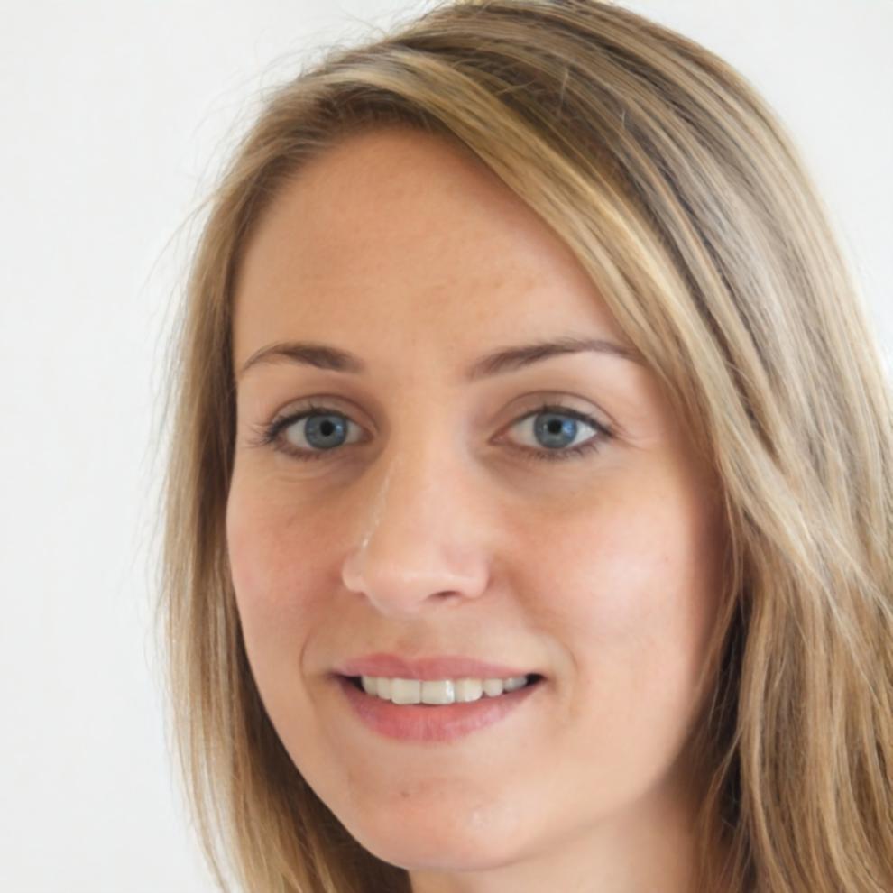 Sarah Chen, Lead SEO Instructor